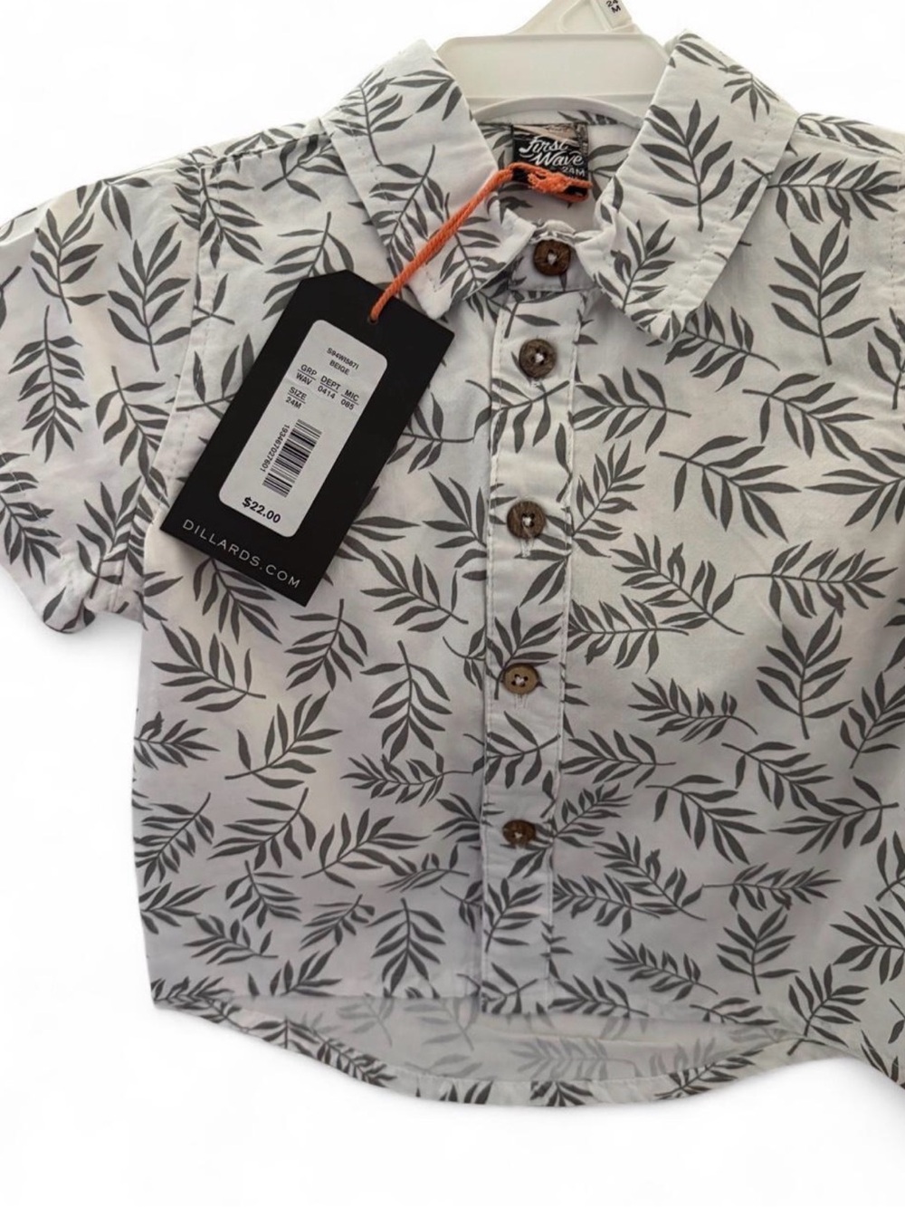 First Wave White Short-Sleeve Button-Down Shirt with Gray Leaf Print